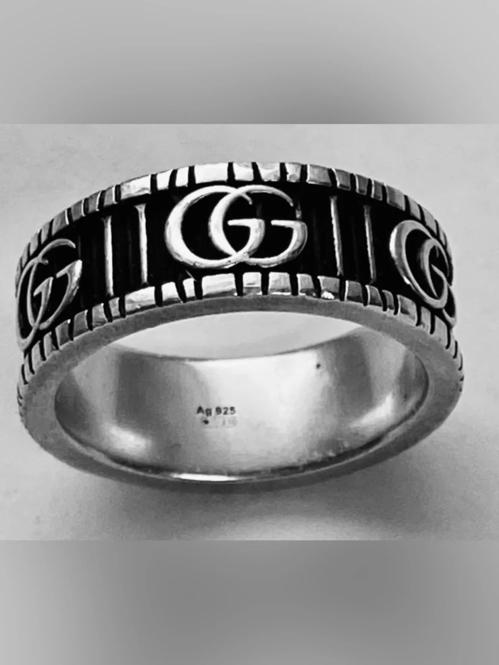 Gucci Silver and Black Double G Band Ring Unisex - Picture 7 of 9